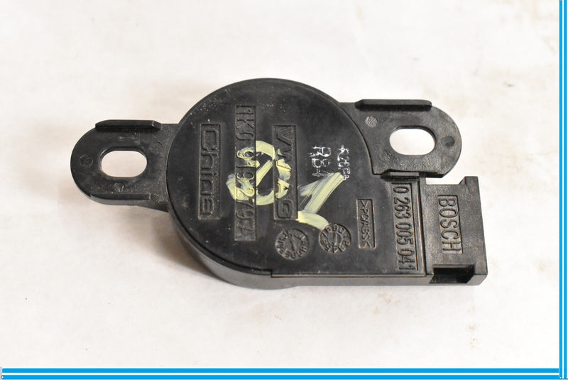 Load image into Gallery viewer, 2003-2010 PORSCHE CAYENNE  VW GTI EOS JETTA  PARK DISTANCE ASSIST WARNING BUZZER
