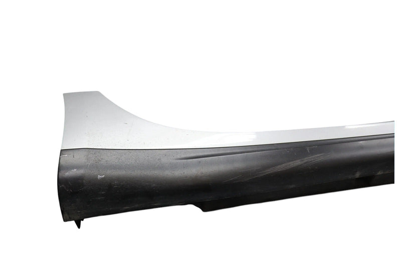 Load image into Gallery viewer, 14-20 Maserati Ghibli M157 Right Side Skirt Rocker Panel Molding 06700288400 OEM

