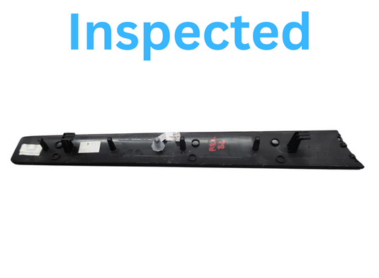 11-17 Volkswagen VW Touareg Rear Right Side Door Panel Trim 7P6867450B Oem