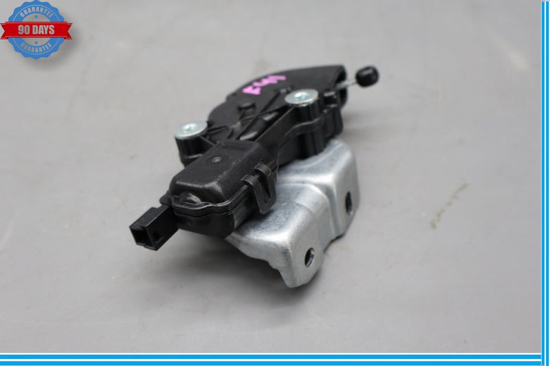 Load image into Gallery viewer, 13-16 Mercedes X166 GL450 GL550 Rear Left Quarter Window Regulator Motor Oem
