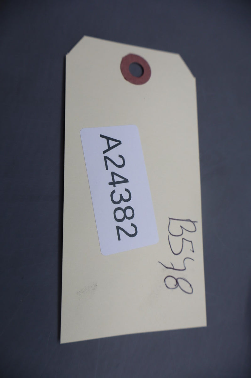 Load image into Gallery viewer, 10-18 Audi A7 Quattro VW Touareg Right Side Door Window Regulator Motor Oem
