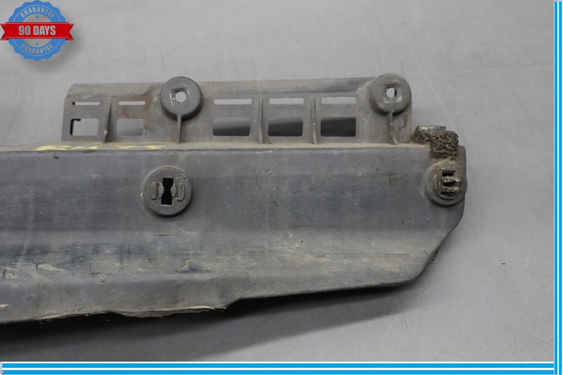 Load image into Gallery viewer, 07-09 Lexus LS460 XF40 Rear Right Lower Bumper Retainer Bracket 52565-50050 Oem
