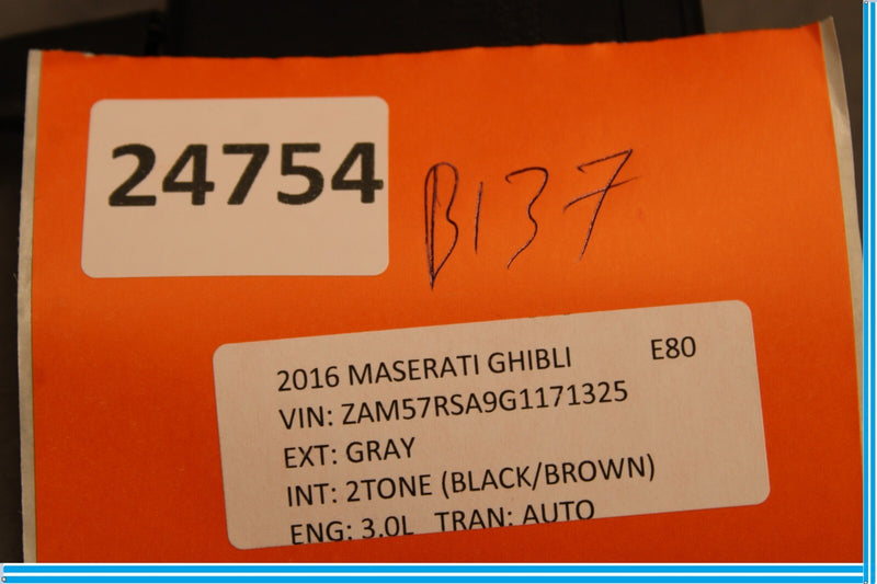 Load image into Gallery viewer, 14-17 Maserati Ghibli Rear Right Passenger Side Seatbelt Buckle 622463000B Oem
