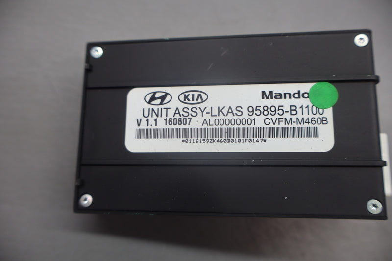 Load image into Gallery viewer, 17-20 Hyundai Genesis Front Windshield Lane Keep Assist Camera Module Unit Oem
