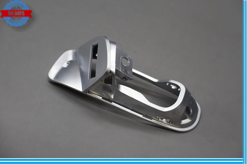 Load image into Gallery viewer, 00-06 Mercedes SL600 SL500 Front Right Passenger Side Seat Upper Belt Trim Oem
