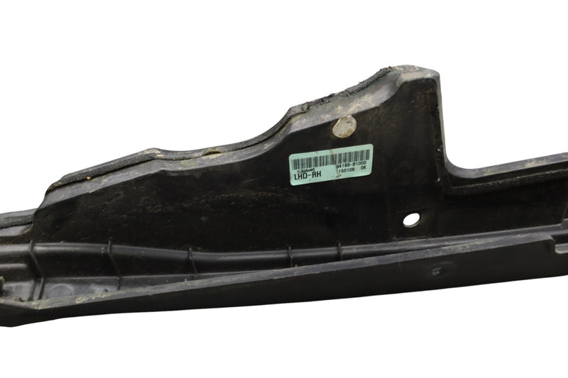 Load image into Gallery viewer, 15-20 Hyundai Genesis G80 Front Right Side Hood Seal Partition 84189B1000 Oem
