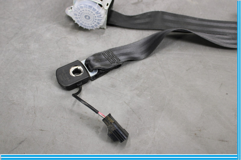 Load image into Gallery viewer, 10-13 Land Rover Range Rover Sport Front Right Side Seatbelt Retractor Oem
