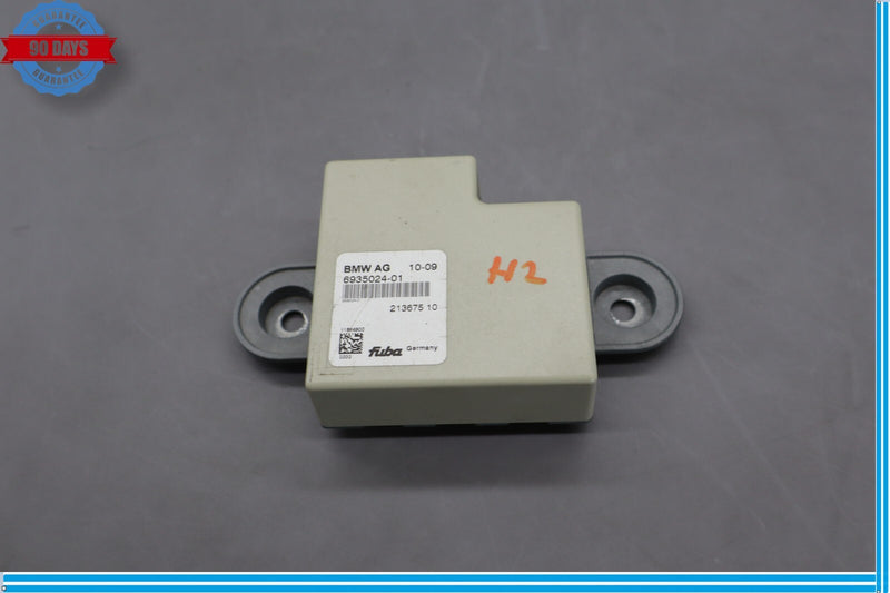 Load image into Gallery viewer, 07-14 BMW X5 X6 E70 Radio Antenna Amplifier Control Module Unit 6935024 Oem
