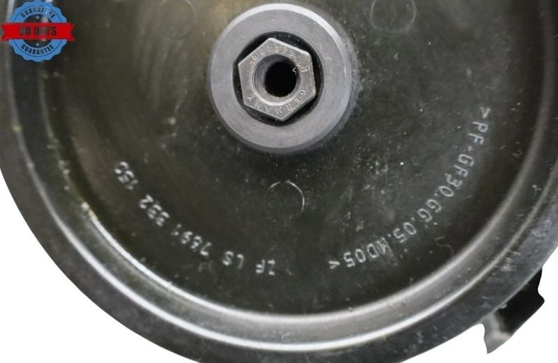 Load image into Gallery viewer, 10-11 Mercedes E350 E550 Power Steering Pump Reservoir Assembly 0064664401 Oem
