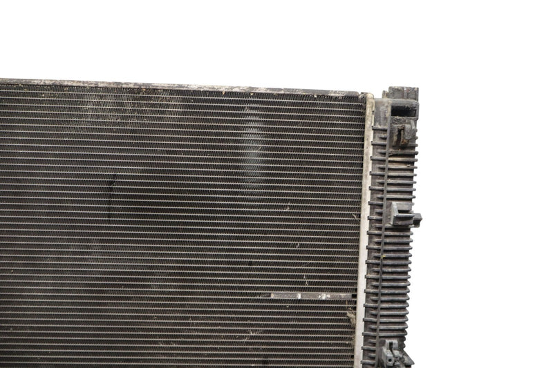 Load image into Gallery viewer, 10-13 Mercedes W221 S400 Engine Water Cooling Radiator A2215002103 Oem
