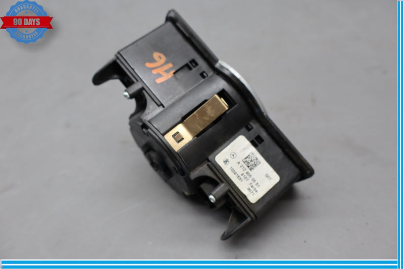 Load image into Gallery viewer, 08-14 Mercedes W207 E350 C350 Headlight Fog Light Switch Control Module Oem
