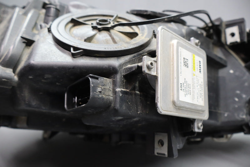 Load image into Gallery viewer, 09-12 BMW 750Li 750i F02 F01 Front Left Side Xenon Headlight lamp 7182153 Oem
