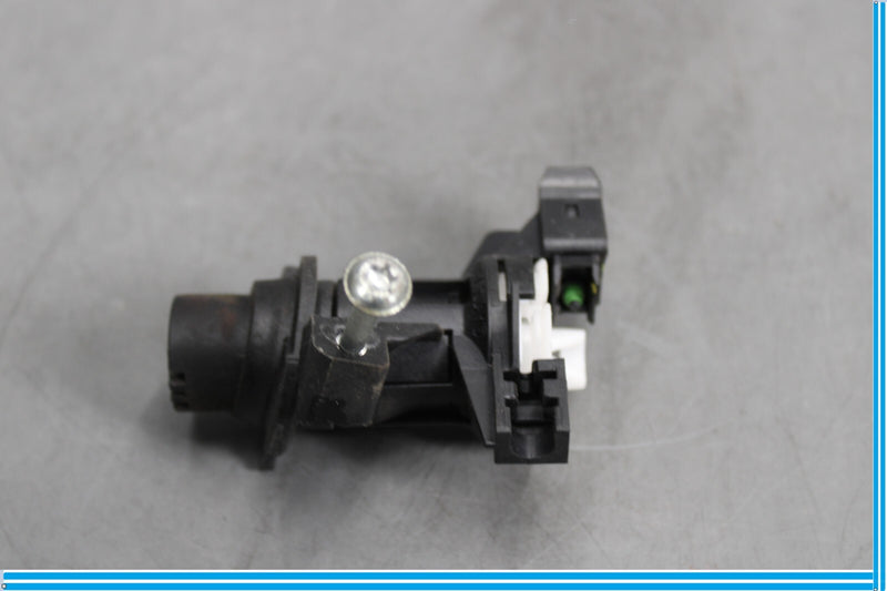 Load image into Gallery viewer, 08-17 Mercedes E350 E550 C300 C250 W207 Rear Trunk Lid Latch Lock Cylinder Oem
