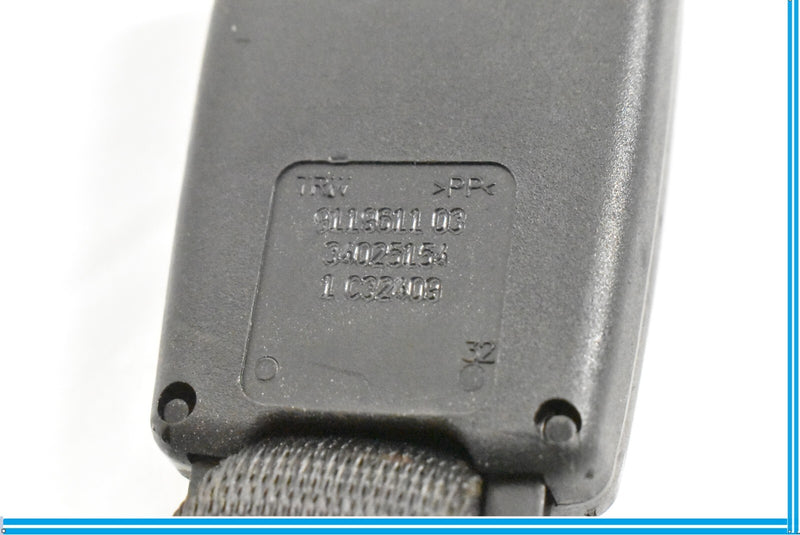 Load image into Gallery viewer, 2009 - 2015 BMW 740 740Li F01 REAR CENTER SEAT BELT SEATBELT BUCKLE OEM
