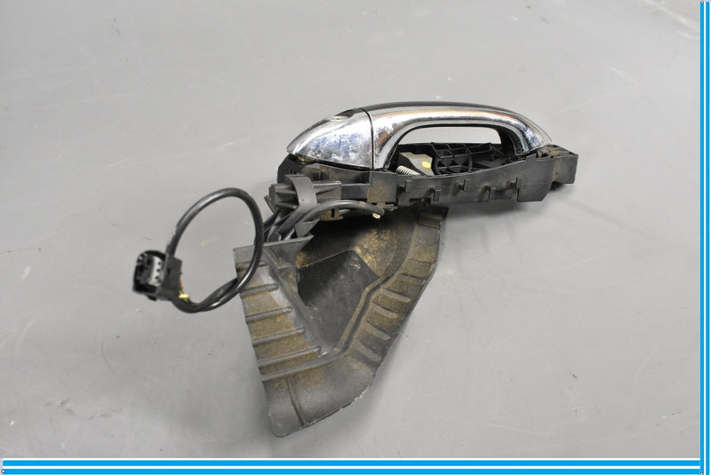 Load image into Gallery viewer, 06-13 Mercedes ML500 Front Left Driver Side Seat Exterior Door Handle Oem
