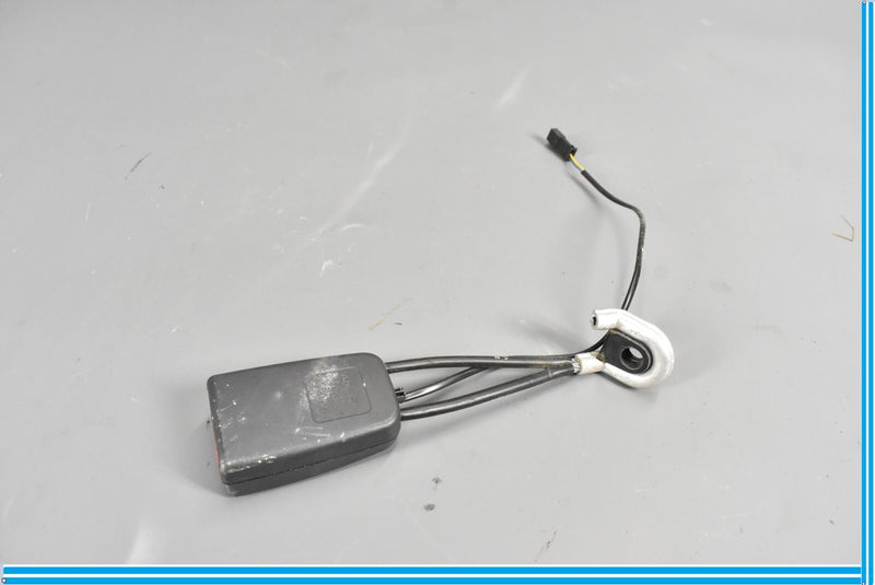 Load image into Gallery viewer, 00-06 Mercedes CL500 CL600 W215 Rear Right Passenger Seat Belt Buckle Oem
