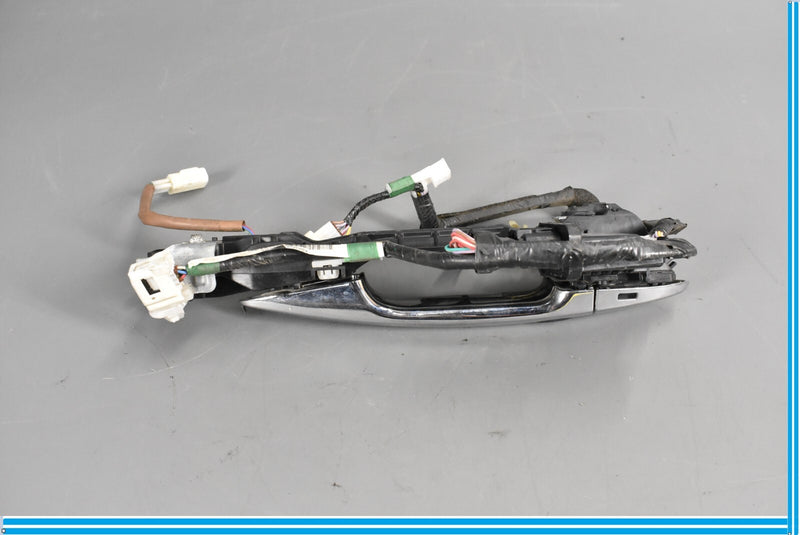 Load image into Gallery viewer, 07-17 Lexus LS460 LS460L Front Right Side Exterior Door Lock Handle Oem
