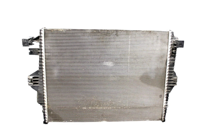 11-17 Volkswagen Touareg Engine Cooling Radiator Assembly Black 7P0121253A Oem