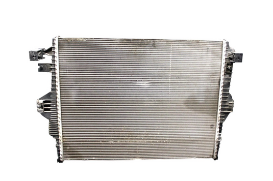 11-17 Volkswagen Touareg Engine Cooling Radiator Assembly Black 7P0121253A Oem