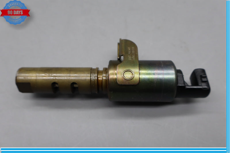 Load image into Gallery viewer, 02-05 Ford Thunderbird 3.9l Variable Camshaft Valve Oil Solenoid Vanos Oem
