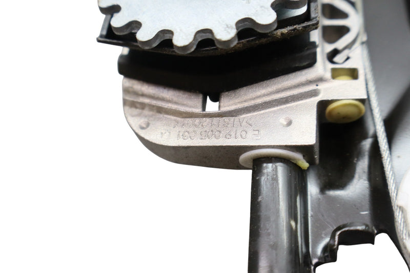 Load image into Gallery viewer, 14-22 Maserati Ghibli M157 Rear Left Driver Side Window Regulator Motor Oem
