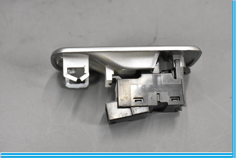Load image into Gallery viewer, 09-12 Jaguar XF XFR X250 Front Right Side Window Lift Control Switch Oem
