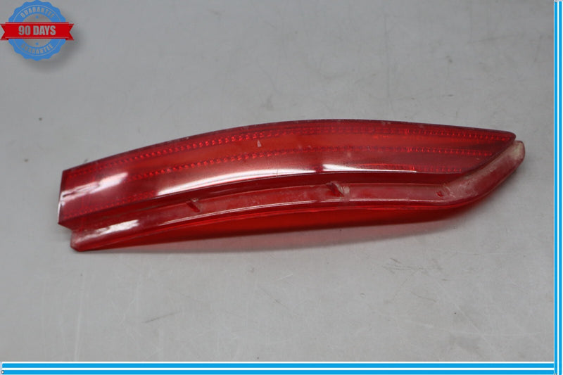 Load image into Gallery viewer, 11-14 Volkswagen VW Touareg Rear Right Side Reflector Light Cover Red Oem
