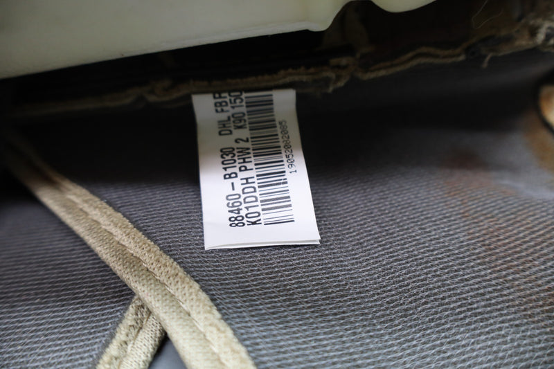 Load image into Gallery viewer, 15-17 Hyundai Genesis G80 Front Right Passenger Side Top Upper Seat Cushion Oem
