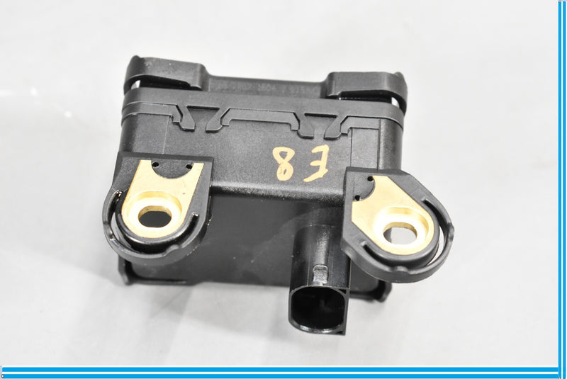 Load image into Gallery viewer, 01-09 Mercedes CLK550 CLK500 W209 YAW Rate Acceleration Turn Sensor Oem
