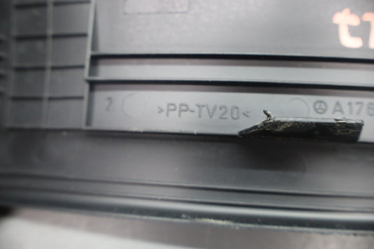 14-23 Mercedes GLA250 CLA250 Rear Left Driver Side Door Sill Scuff Plate Oem