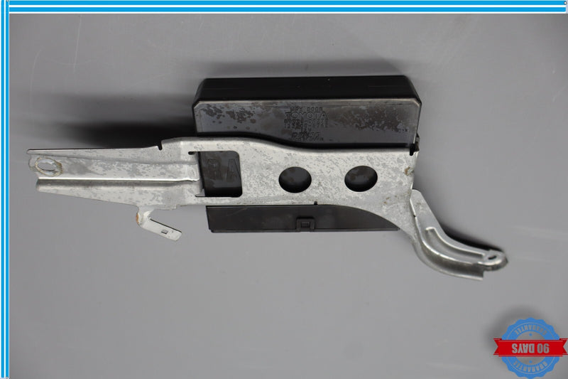 Load image into Gallery viewer, 07-09 Lexus LS460 XF40 Front Right Passenger Side Door Control Module Unit Oem
