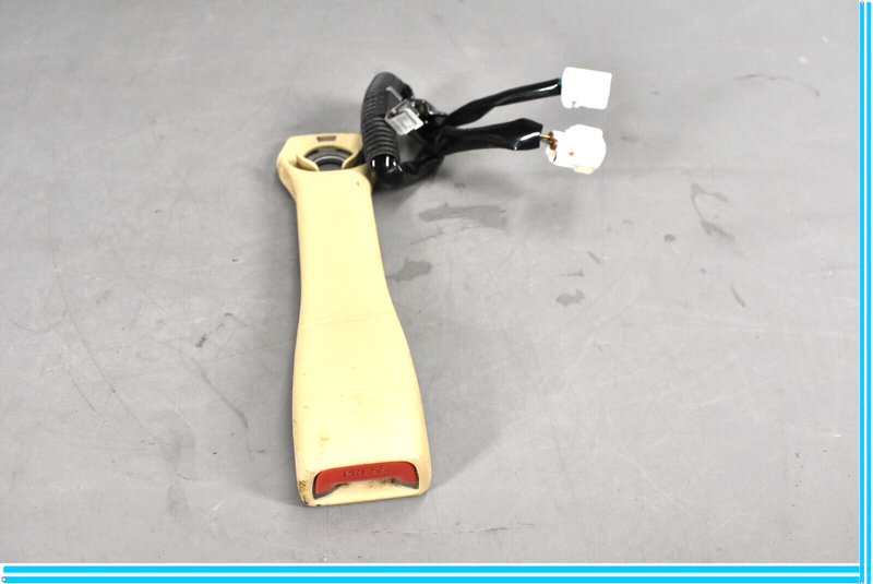 Load image into Gallery viewer, 07-09 Lexus LS460  Front Right Side Passenger Seat Belt Buckle Beige Oem
