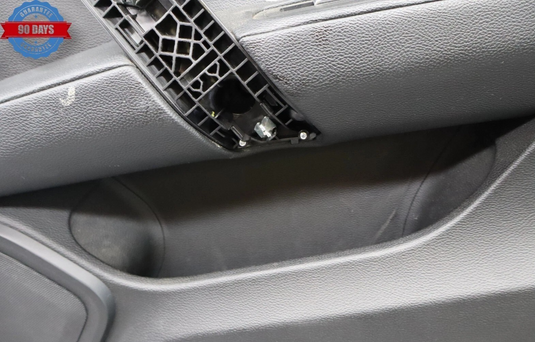 14-22 Maserati Ghibli M157 Front Right Side Interior Door Panel 105804313C Oem