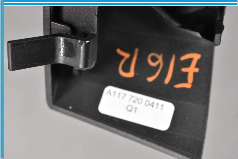 Load image into Gallery viewer, 14-18 Mercedes CLA250 C117 Front Right Side Door Tweeter Speaker Cover Oem
