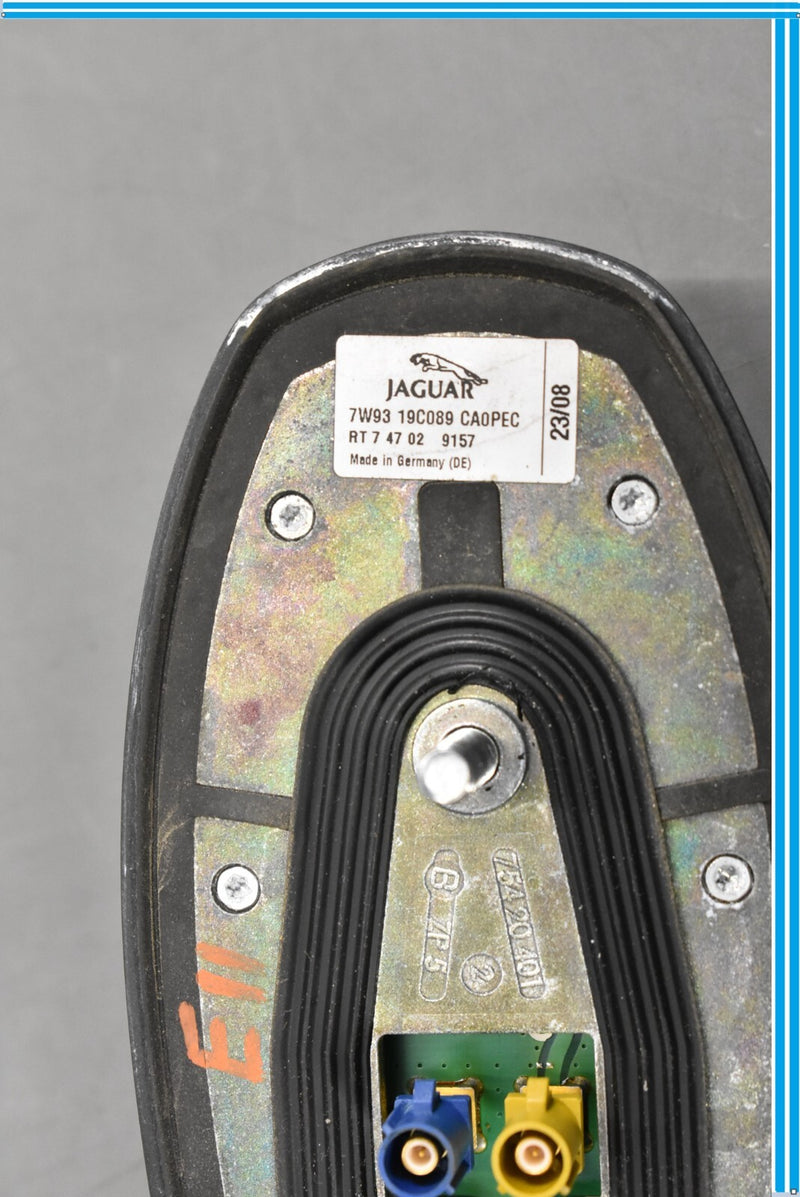 Load image into Gallery viewer, 09-15 Jaguar XF Rear Upper Roof Radio Shark Fin Antenna Oem
