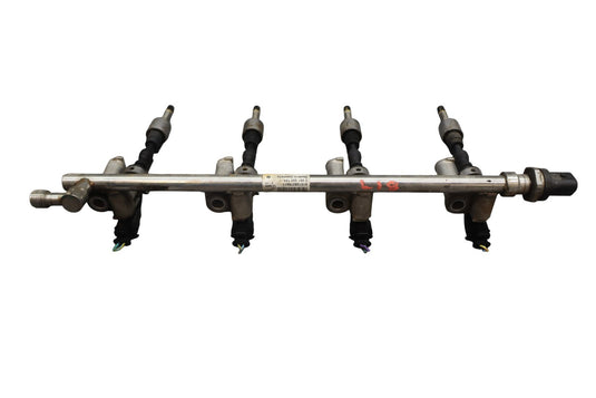 10-14 Land Rover Range Rover Sport Right Side Fuel Injection Rail Line Oem