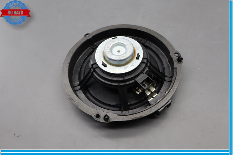 Load image into Gallery viewer, 10-19 Jaguar XJ XJL X351 Rear Right or Left Side Door Bass Sound Speaker Oem
