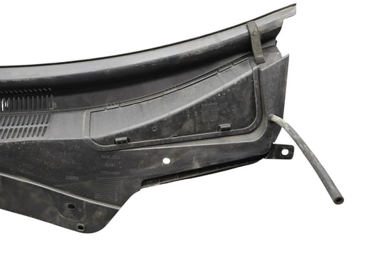 14-20 Maserati Ghibli S Windshield Wiper Cowl Vent Grille Panel 670010468 Oem