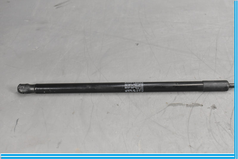 Load image into Gallery viewer, 06-11 Mercedes CLS550 CLS500 W219 Front Hood Lift Supports Strut Shocks Oem
