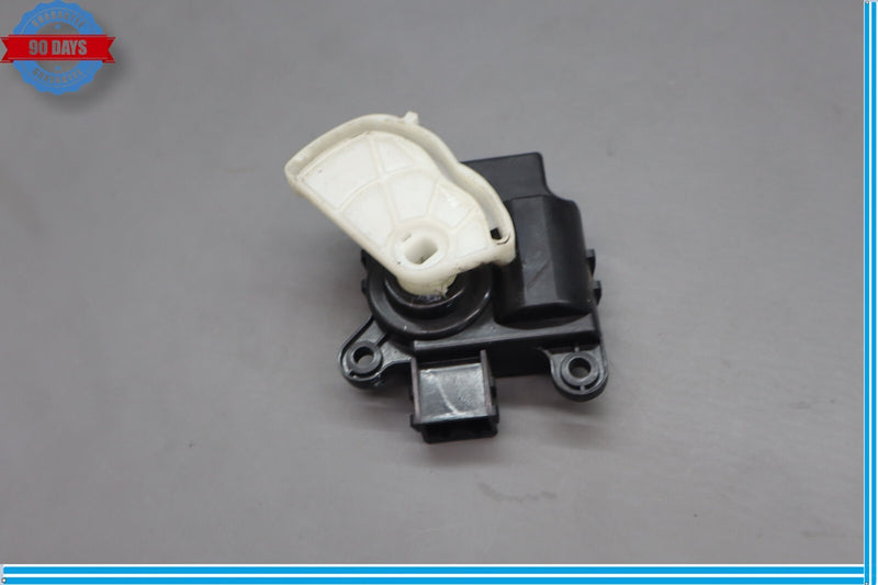 Load image into Gallery viewer, 09-14 Hyundai Equus Genesis AC Heater Blend Door Actuator Motor D267GG6AB Oem

