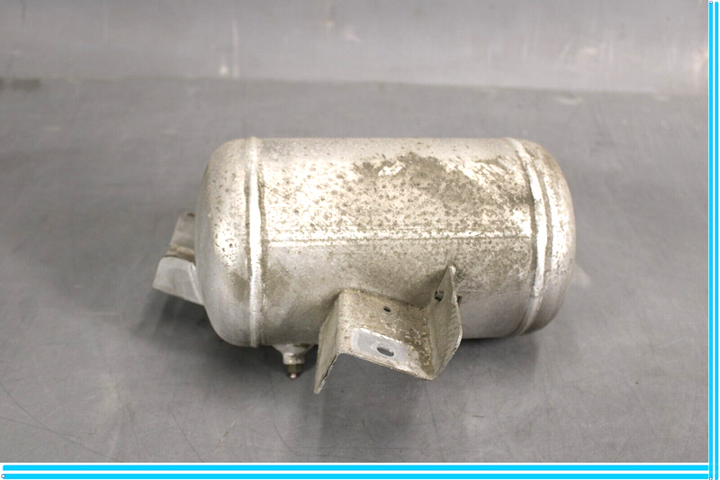 Load image into Gallery viewer, 06-10 Bentley Continental Air Suspension Accumulator Vacuum Tank Oem
