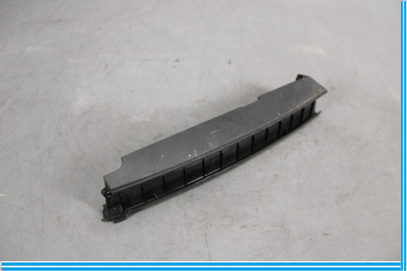 Load image into Gallery viewer, 09-15 BMW 750Li F01 F02 Rear Right Side Door Window Glass Adapter Cover Oem
