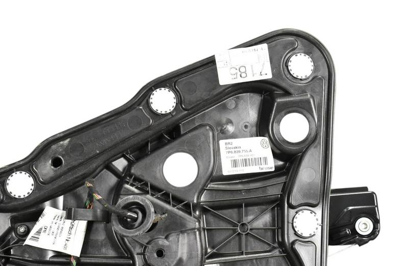 Load image into Gallery viewer, 11-18 Volkswagen Touareg Rear Left Driver Side Seat W/ Window Regulator Oem
