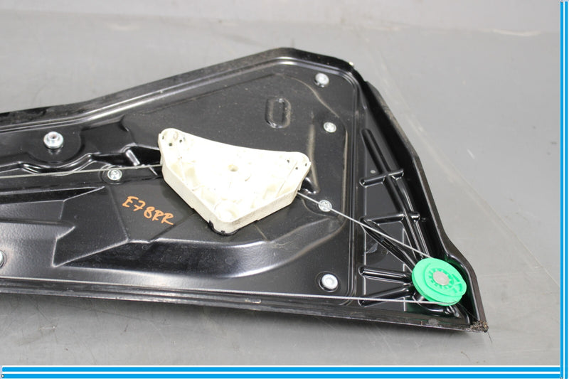Load image into Gallery viewer, 10-13 Land Range Rover Sport Rear Right Window Motor Regulator W/O Motor Oem
