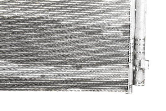 14-20 Maserati Quattroporte Air Conditioner A/C Condenser Radiator 670008724 Oem