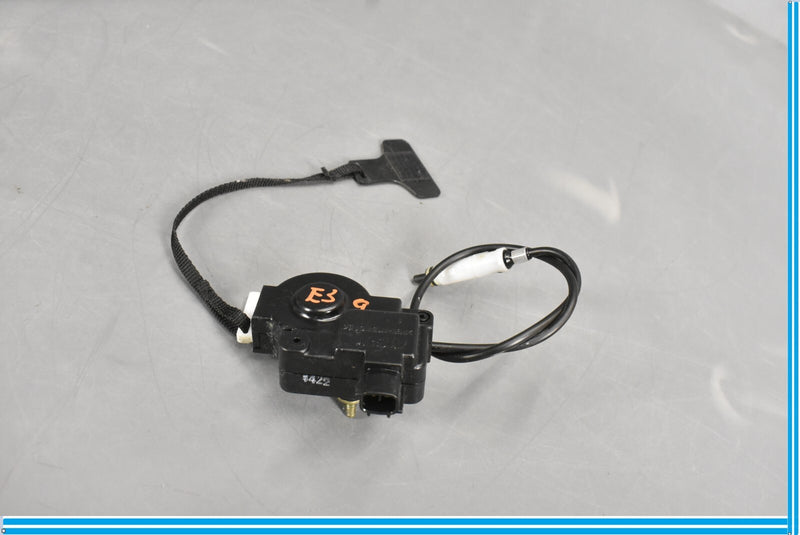 Load image into Gallery viewer, 02-10 Lexus SC430 Rear Trunk Gas Fuel Lid Door Open Cable Lock Actuator Oem
