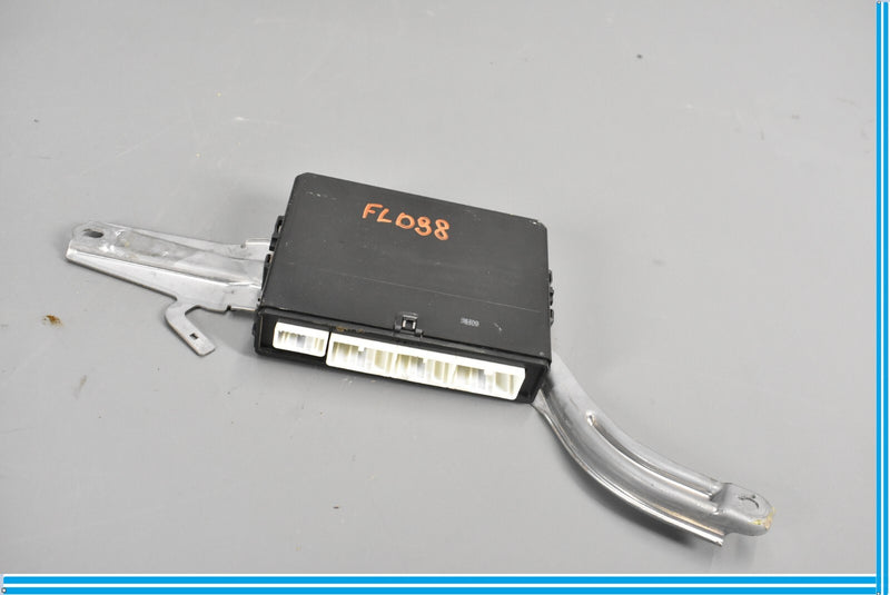 Load image into Gallery viewer, 07-09 Lexus LS460 Front Left Driver Door Multiplex Control Module Oem
