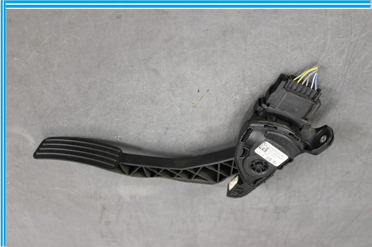 09-15 Jaguar X250 XF XFR Gas Accelerator Pedal W/Pad 9X239F832AA Oem
