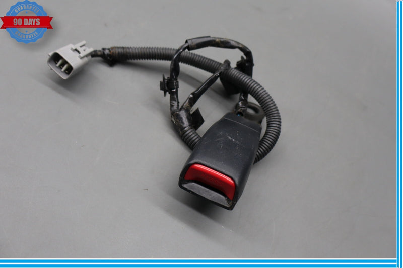 Load image into Gallery viewer, 02-06 Lexus LS430 XF30 Front Right Passenger Side Seat Belt Buckle Receiver Oem
