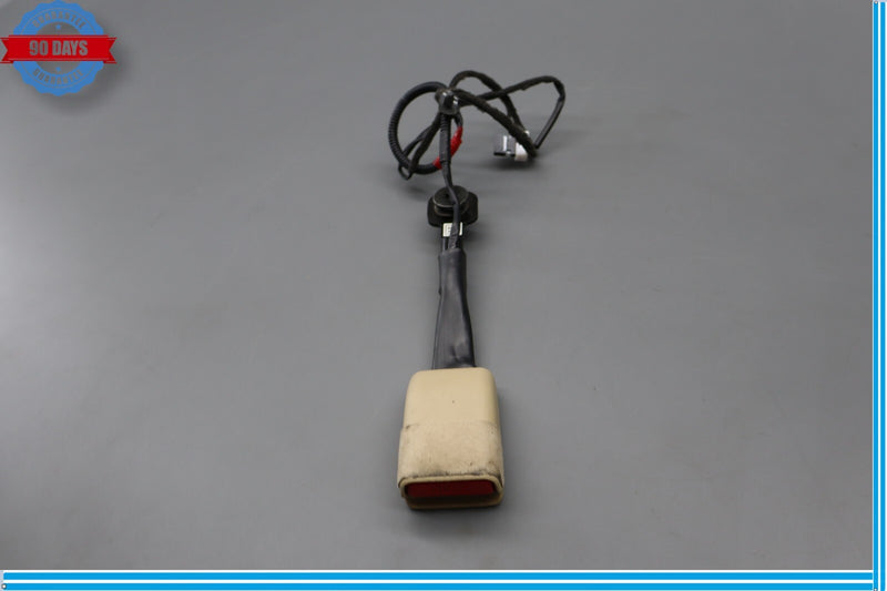 Load image into Gallery viewer, 15-18 Hyundai Genesis Rear Right Passenger Side SeatBelt Buckle Oem
